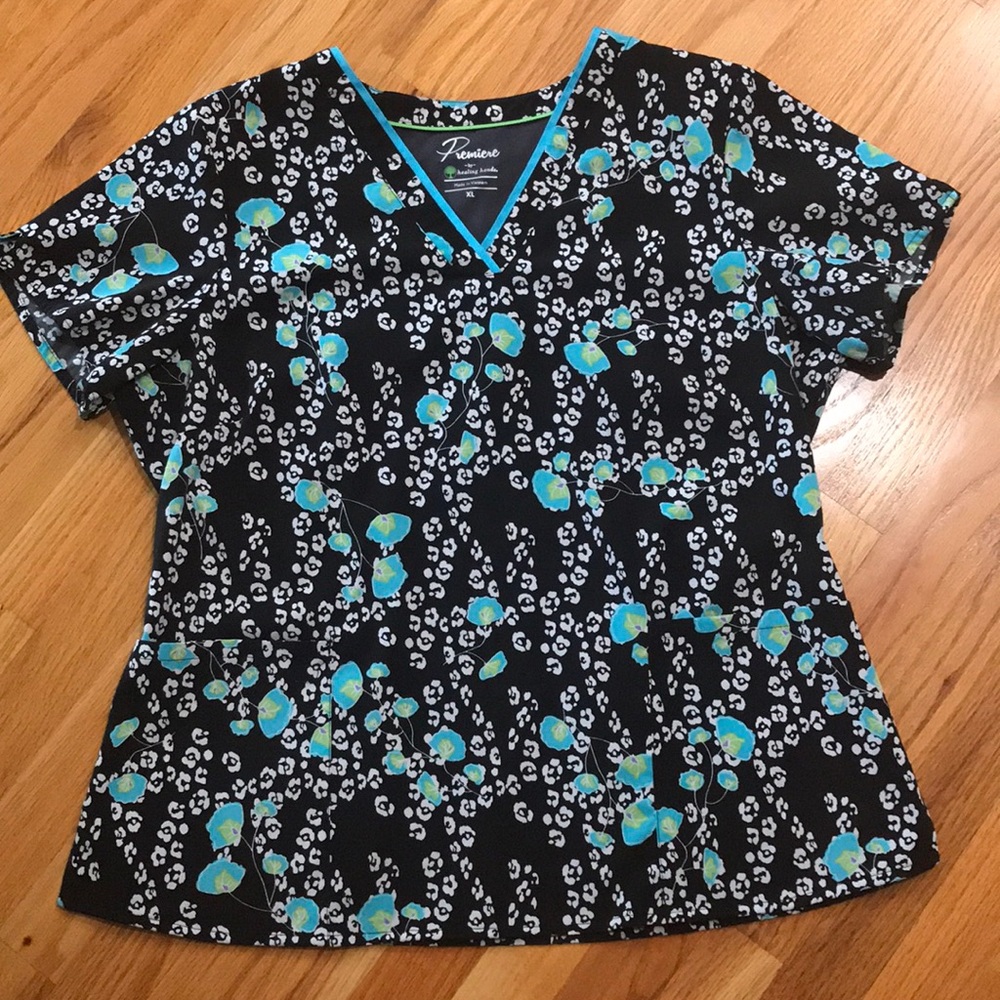 Healing hands scrub top.